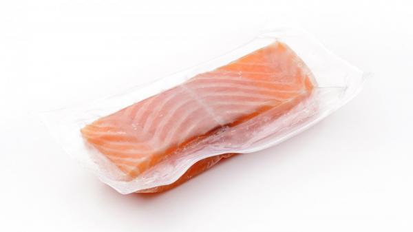 بازار خرید خاویار ماهی سالمون